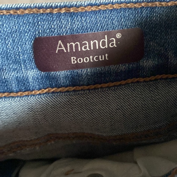 Gloria Vanderbilt Amanda bootcut - Picture 3 of 6